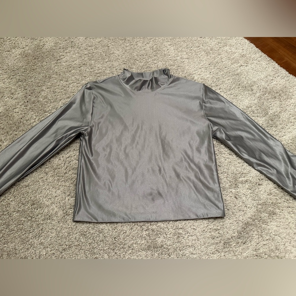 Aritzia Babaton - Satinette Mockneck Longsleeve - Grey Size M